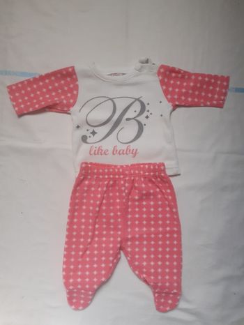 Ensemble rose et blanc motif étoiles