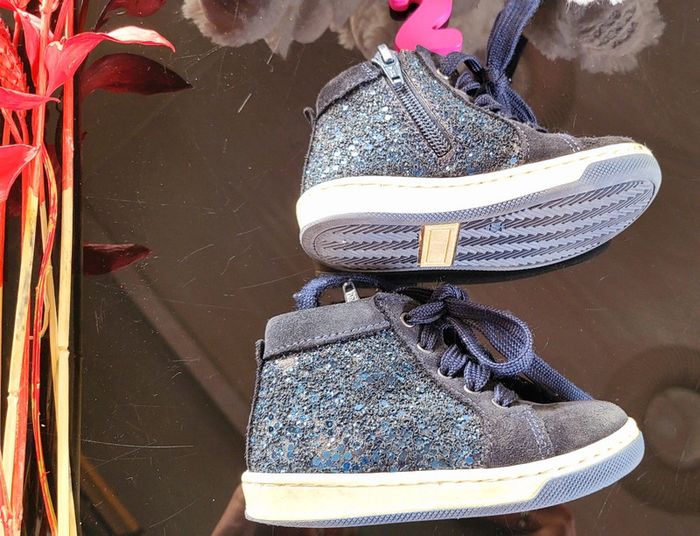 Chaussures bébé - photo numéro 3