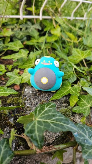 Super figurine Pokemon Nintendo effet gomme ampibidou