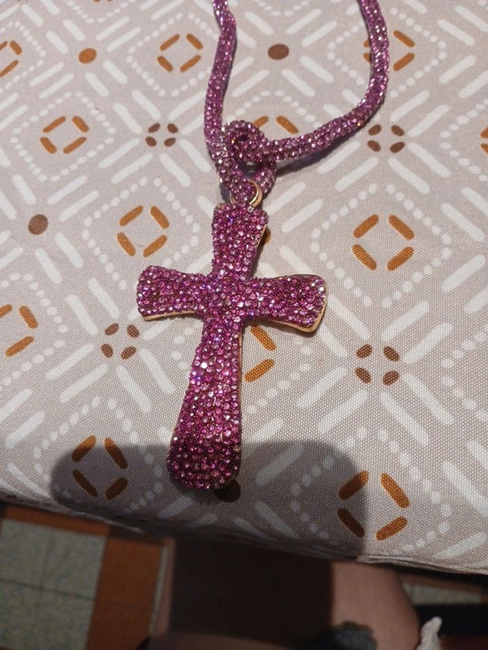 Parure collier et boucles d'oreilles neuve - photo numéro 3