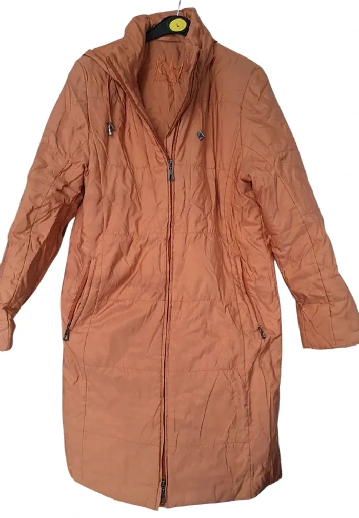 Manteau long taille 40 en très bon état "KM design"