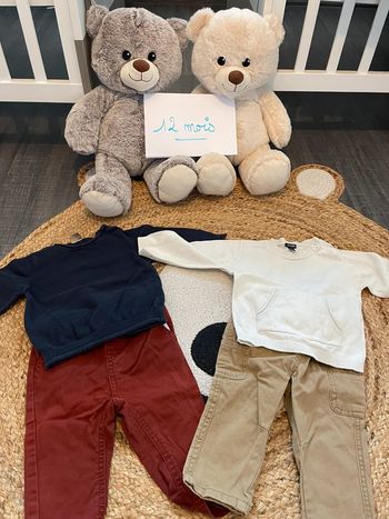 Lot ensemble 12 mois