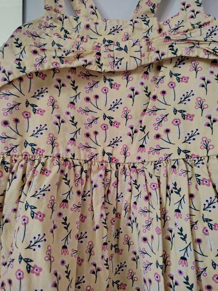Robe 6 ans - photo numéro 3