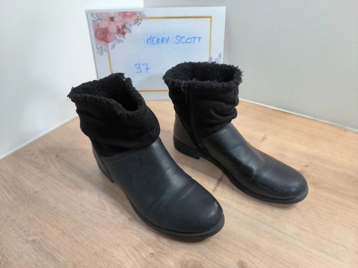 Bottine T37 noir