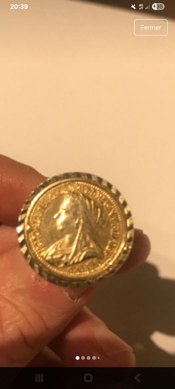 Hacheter il y a quelque année 250 euro je la revend 90 euro