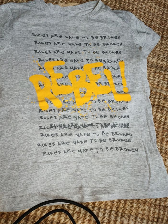 T-shirt manches courtes 9 10 ans - photo numéro 2
