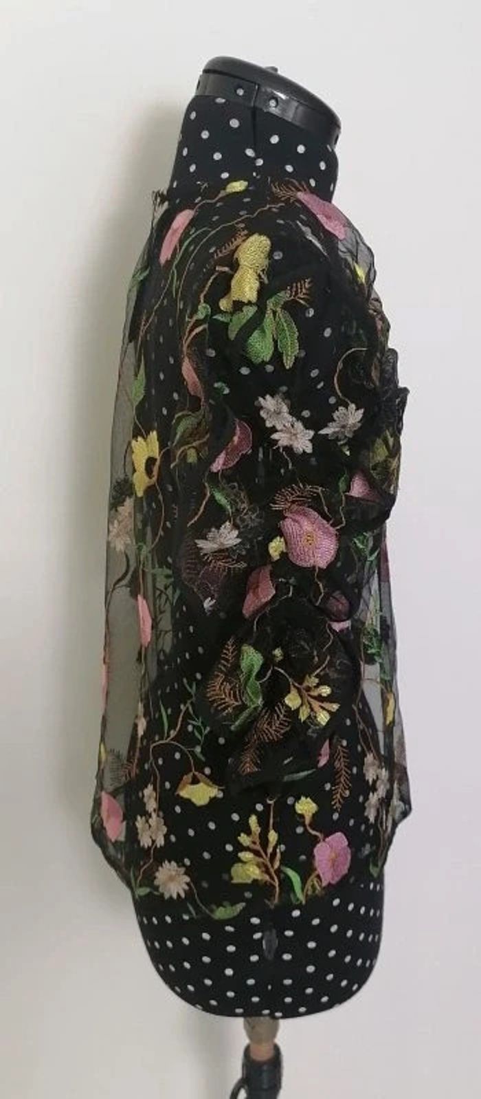 Top noir broderie fleurs transparent Taille S H&M - photo numéro 3