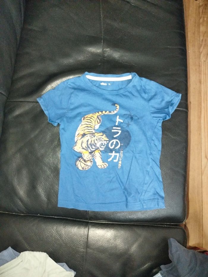 T-shirt garçon 5 ans - photo numéro 2