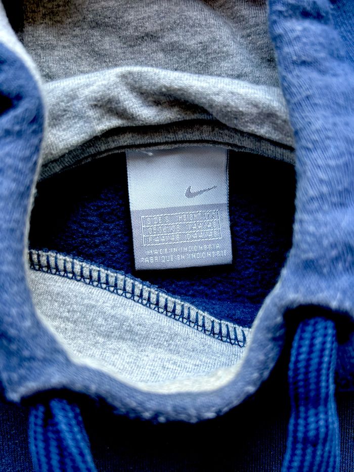 Pull Nike bleu - photo numéro 5