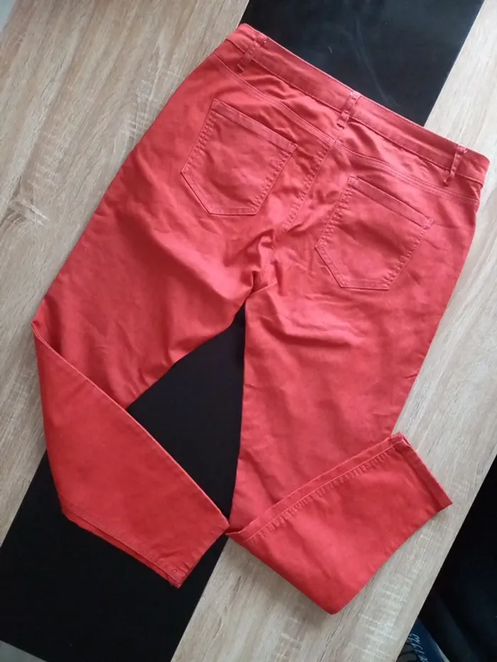 Pantalon femme T42 - photo numéro 5