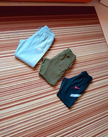 Lot joggings Nike S
