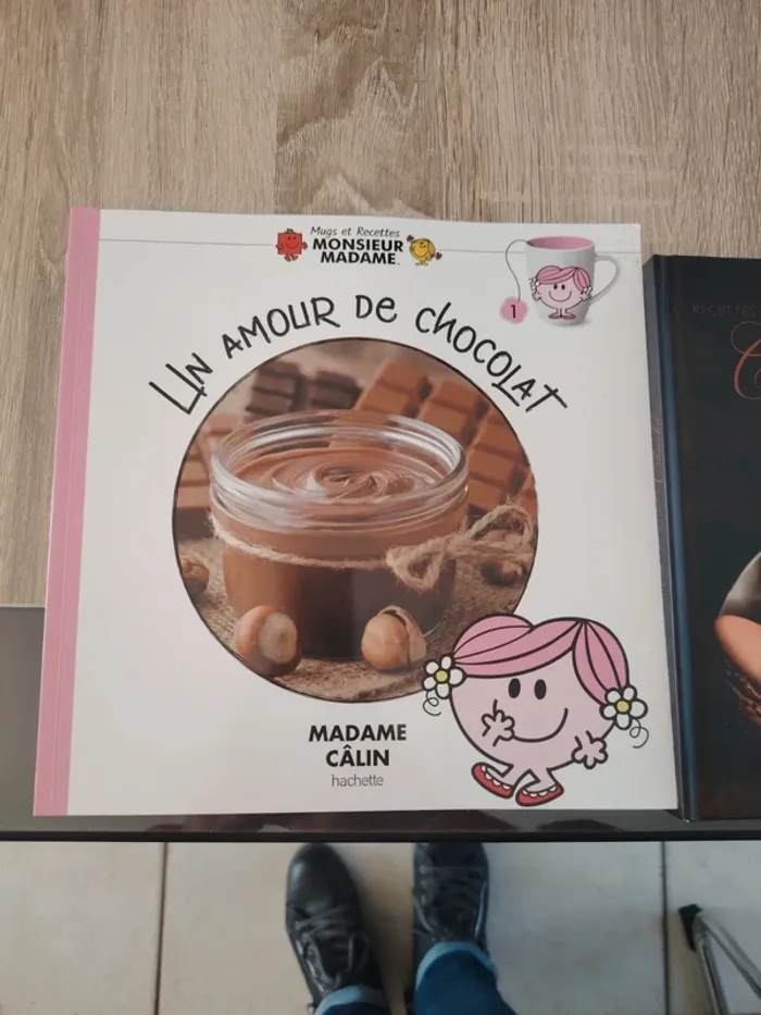 Lot 3 livres recettes tout chocolats + cadeau - photo numéro 2