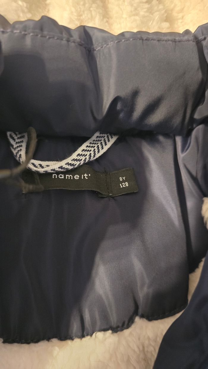 NEUVE (non portée) 🏷😍🥰🩷sublime  DOUDOUNE CHAUDE  (automne/hiver)  8 ANS fille 🩷🩷😍👌👌 - photo numéro 8