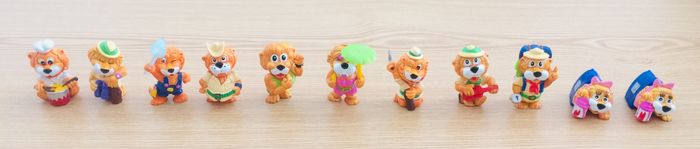 10 Kinder surprise - Les Irrésistibles Léo Venturas - 1994 - photo numéro 4