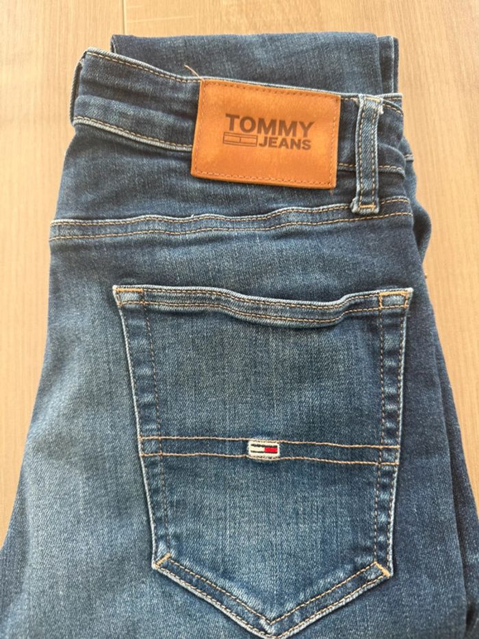 Jeans Tommy Hilfiger taille 36 - photo numéro 4