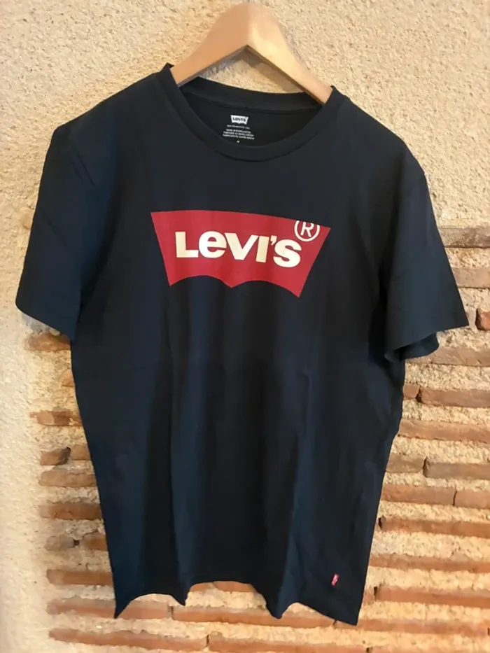 Teeshirt Lévis noir - photo numéro 2