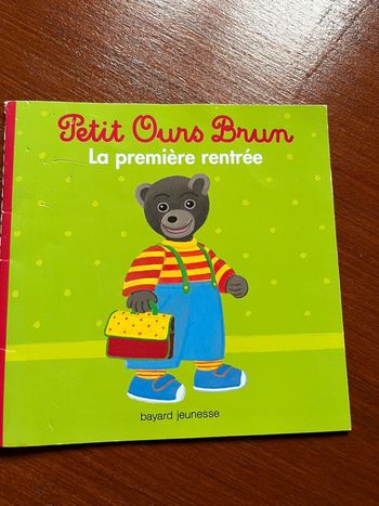 Livre Petit Ours Brun