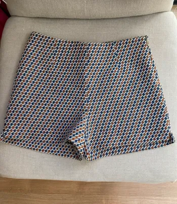 Short Zara