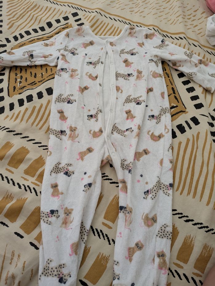 Lot 4 pyjamas 18 mois bébé fille - photo numéro 3