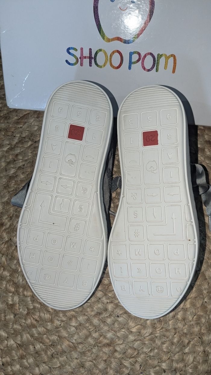 Chaussures fille shoo pom neuves pointure 29 - photo numéro 8