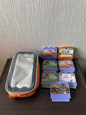 Lot Jeux VTech V.Smile + Sacoche de Transport