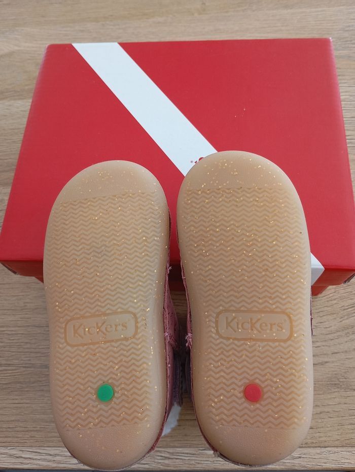 Kickers neuves fille taille 22 - photo numéro 6