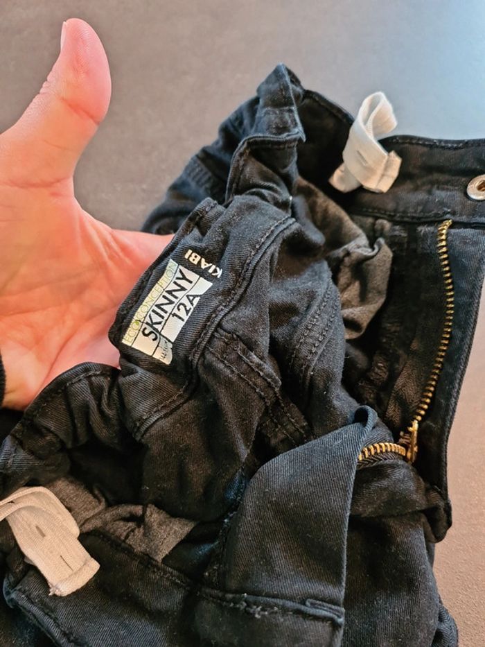 Jean noir - photo numéro 3