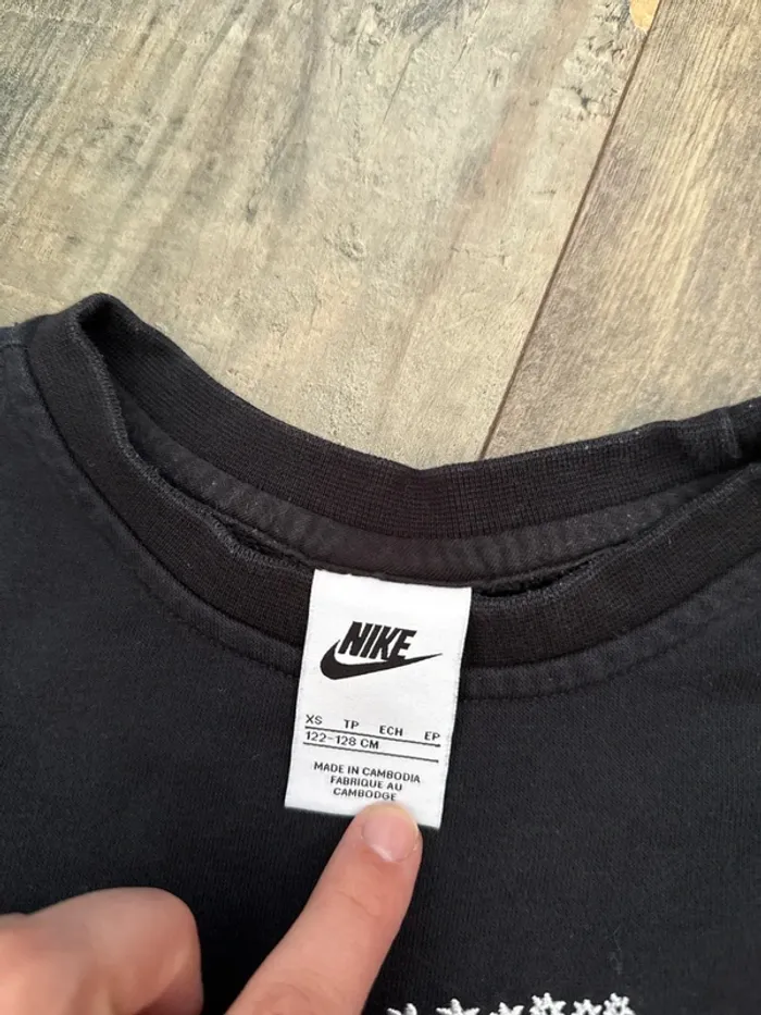Pull Nike 122-128 cm - photo numéro 2