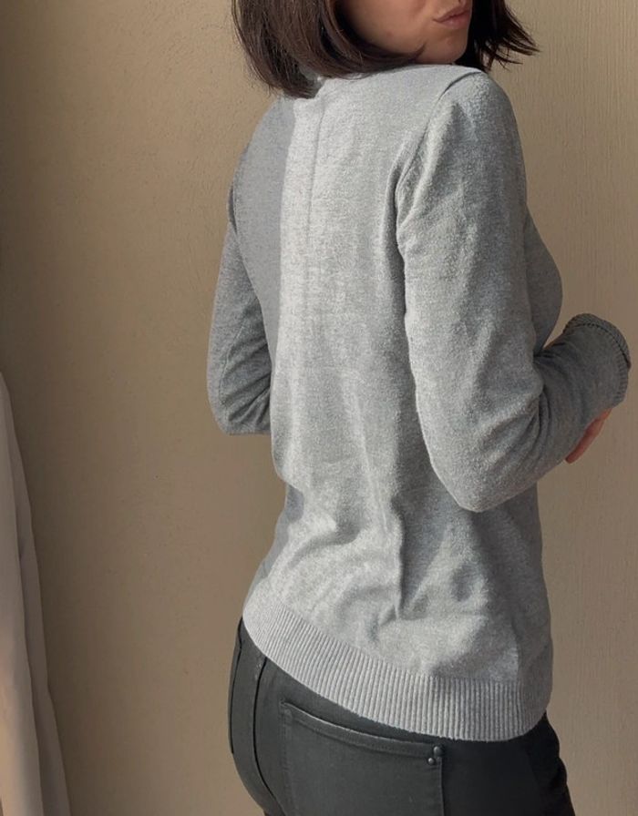 Pull gris Pascal Morabito taille 2 très bon état - photo numéro 4