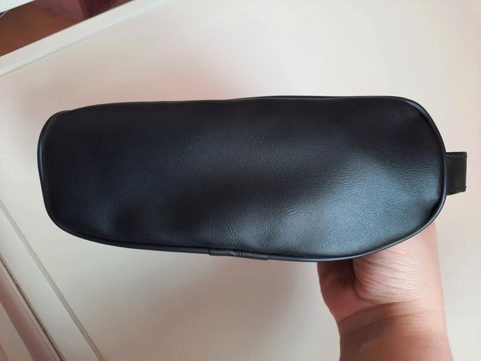 Pochette noir - photo numéro 3