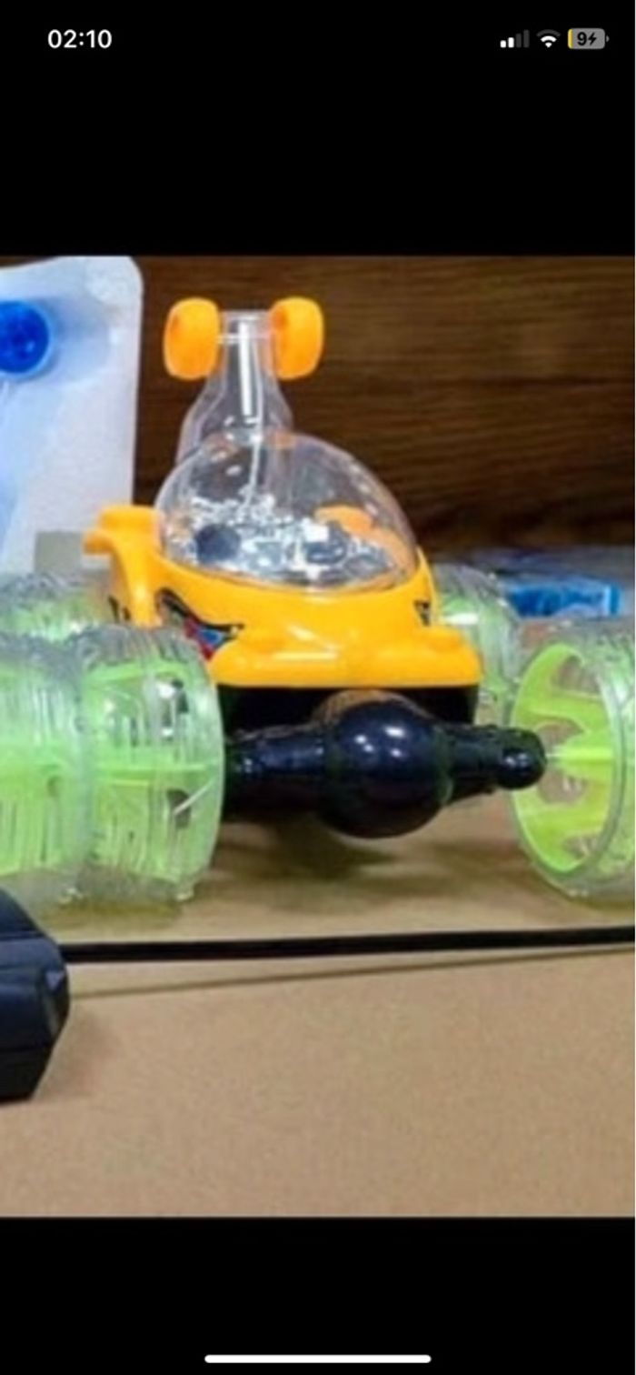 Voiture télécommandée 3 ans + neuve - photo numéro 3