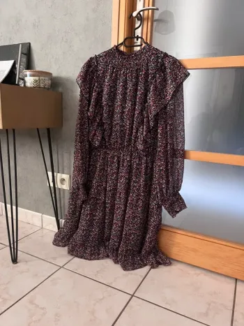 Robe fleuri manches longues