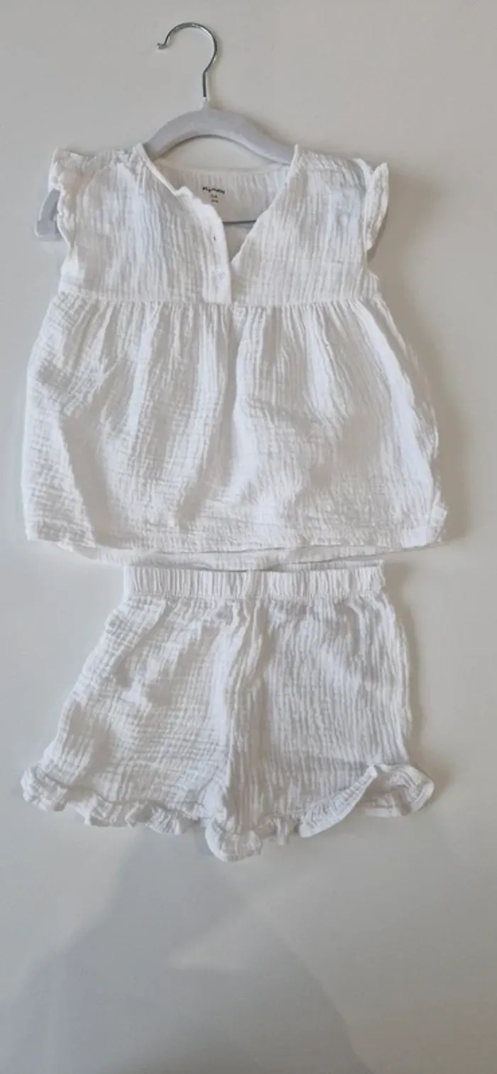 Ensemble blanc