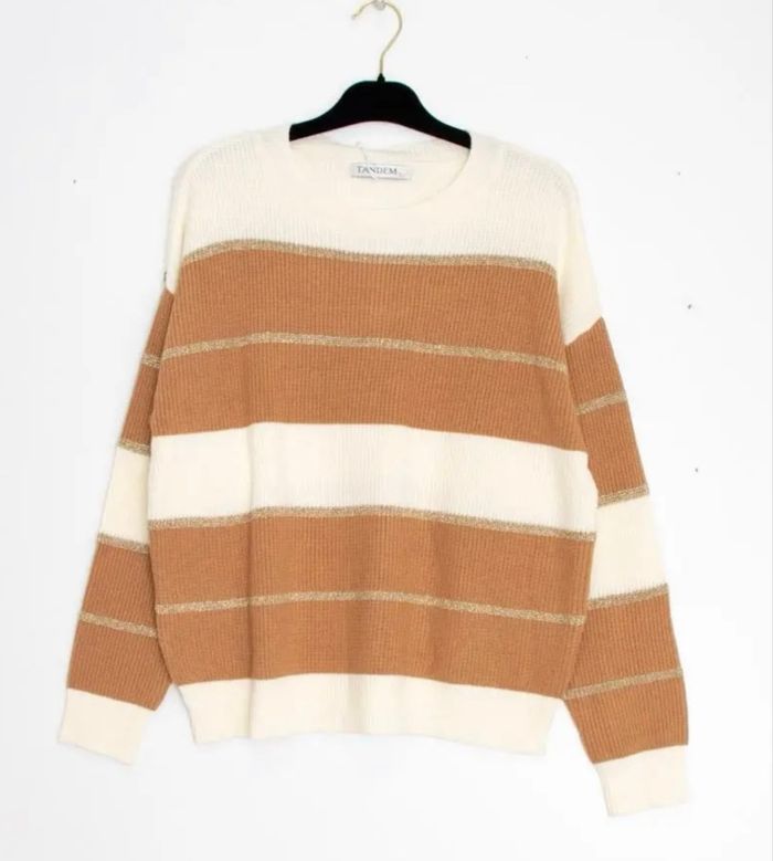 Pull rayé camel et crème