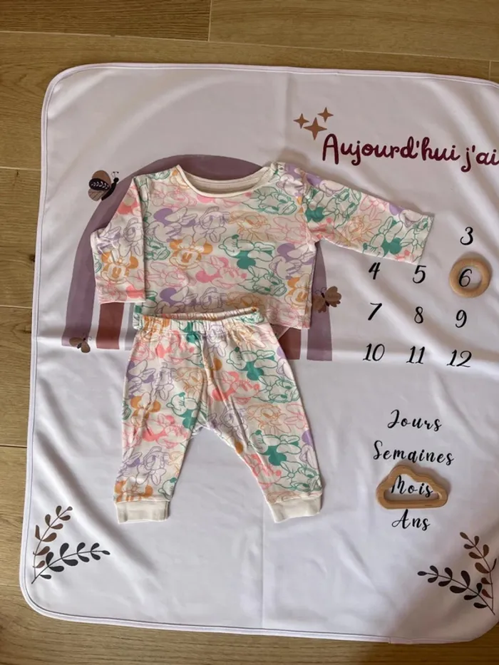 Ensemble bébé fille Primark – Taille 6 mois – Disney Baby