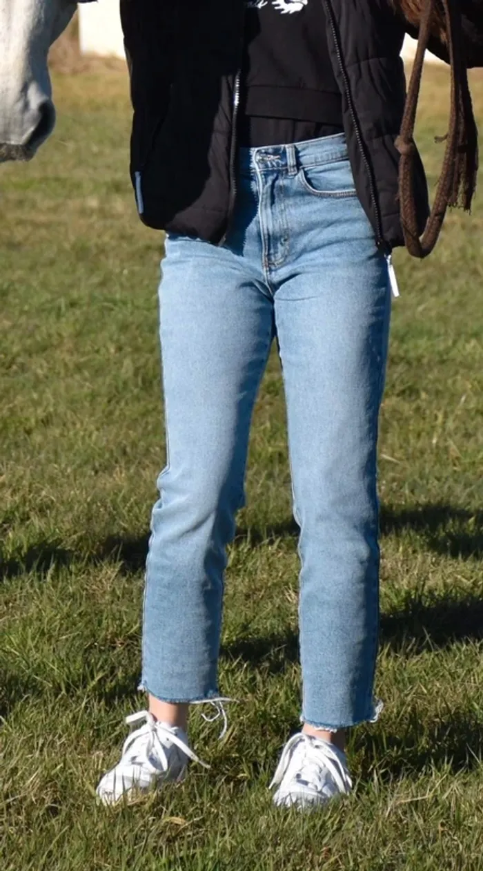Jean Mom coupé - photo numéro 5
