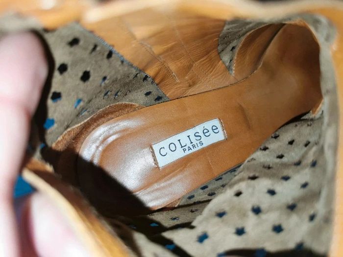 Bottines en cuir beiges / Colisée Paris - photo numéro 2