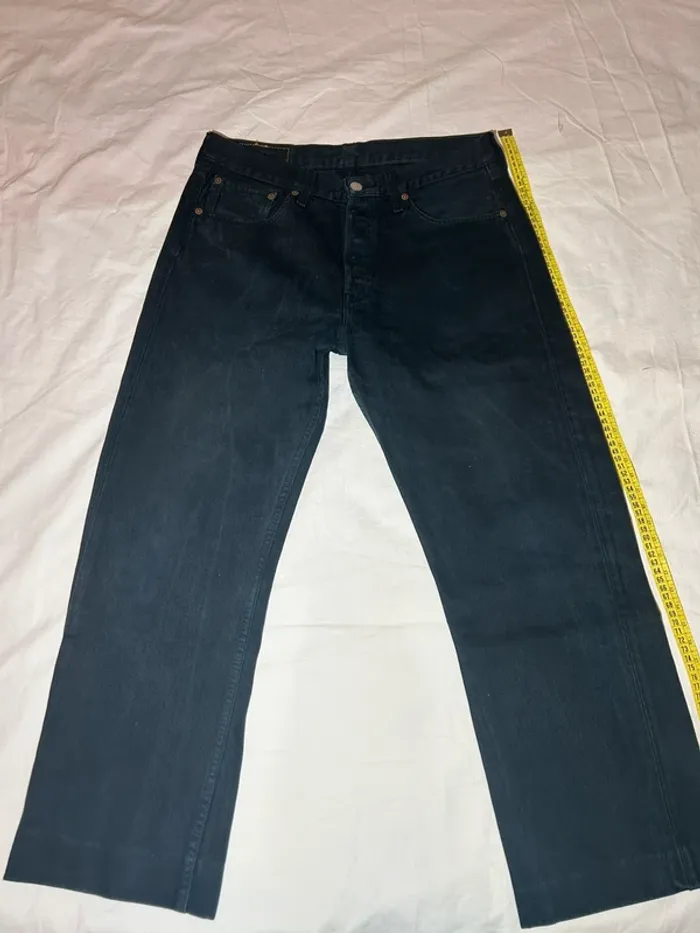 Jean levi’s 501 W32 L34