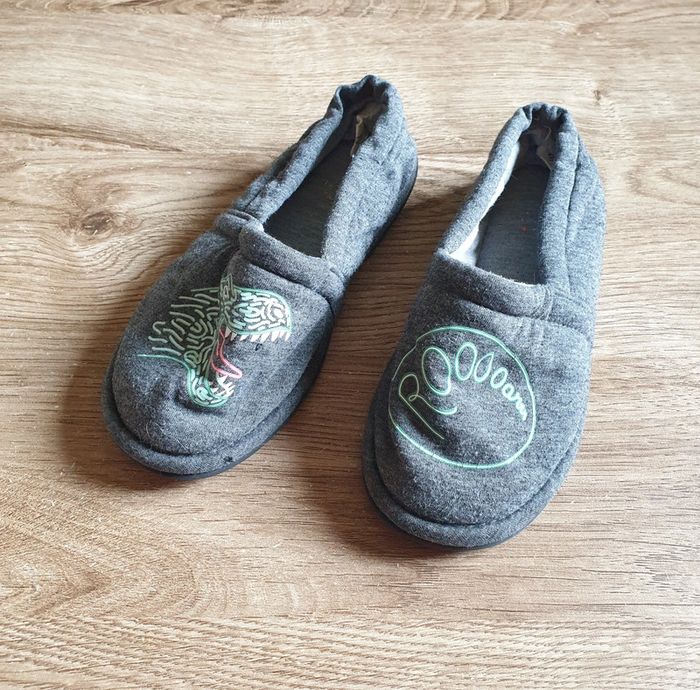 ⭐ Chaussons de gym avec élastique pointure 30/31 Tex neuf ⭐ ( Mixte ) - photo numéro 2