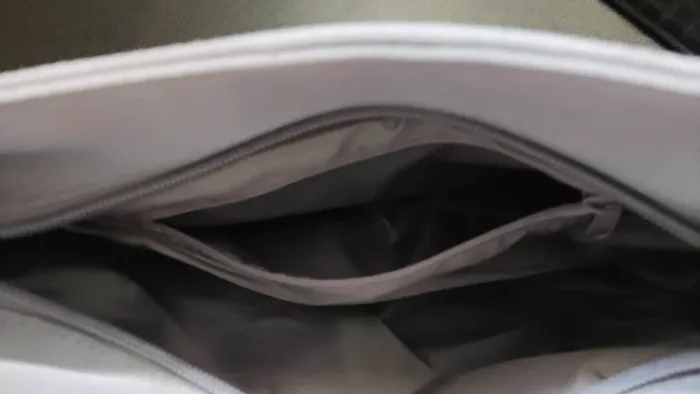 Sac à main gris. - photo numéro 4