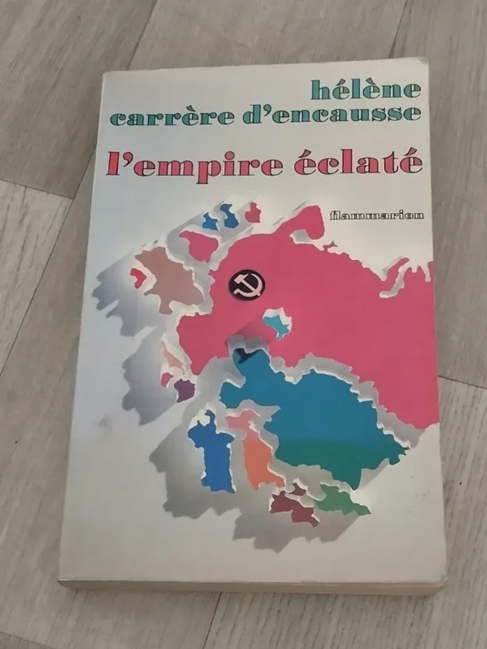 Livre l'empire éclaté d'hélèné carrère d'encause éd 1979 - photo numéro 6