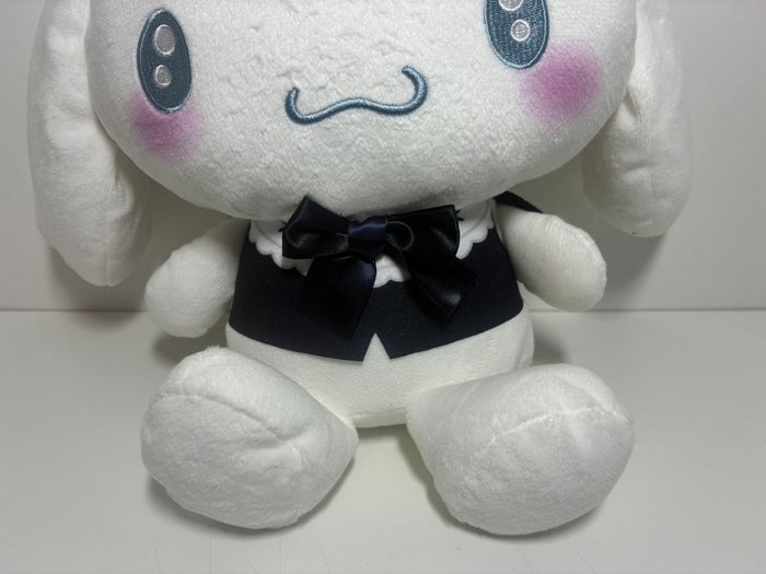 Eikoh Cinnamoroll Neo Gothic Grande Peluche - photo numéro 3