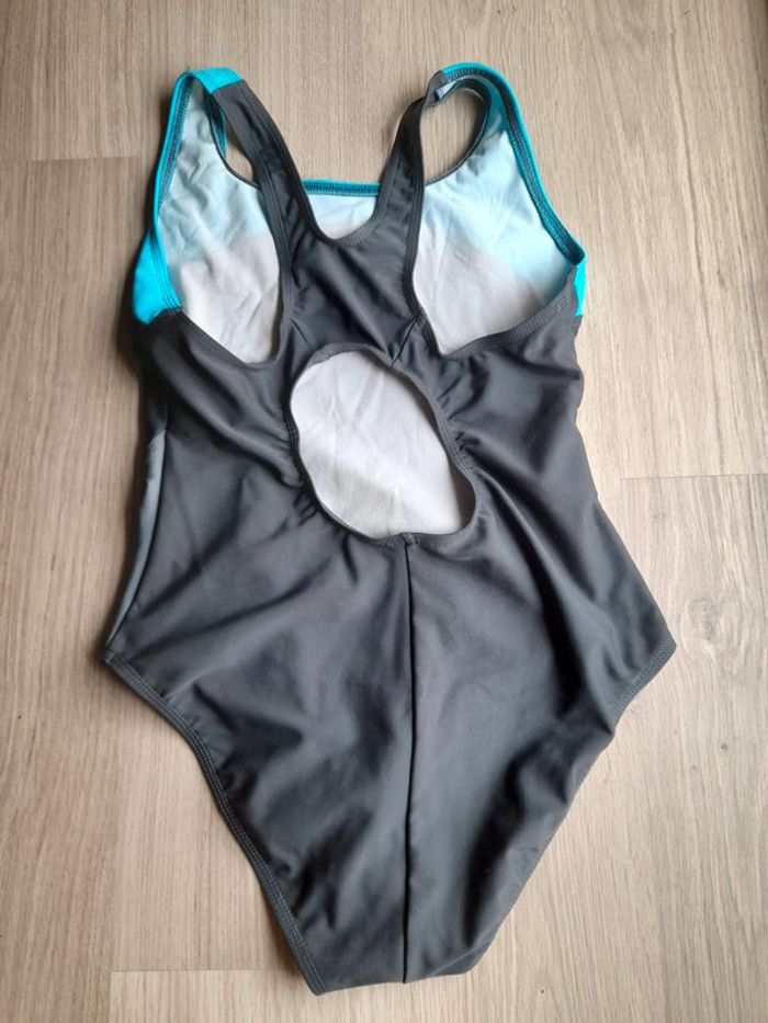 Maillot de bain une pièce - photo numéro 2