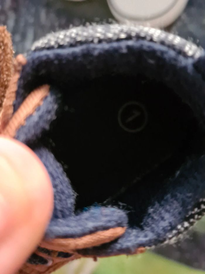 Lot de chaussures bébé - photo numéro 4
