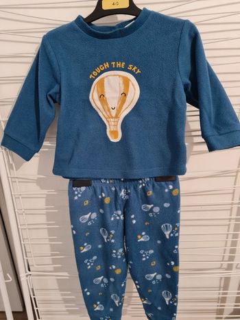 Pyjama 2 pièces matière chaude 18 mois Tex