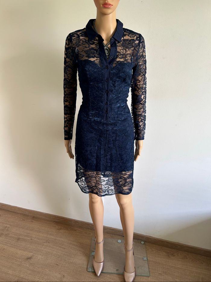 Robe bleue marine neuve en dentelle AX Paris taille US 10 - photo numéro 3