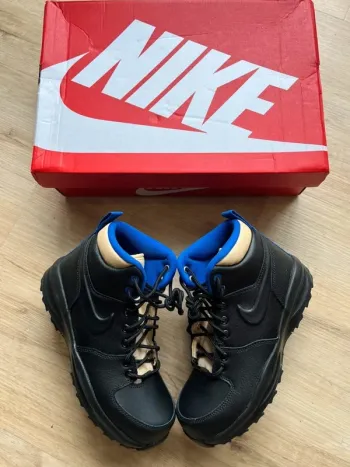 Nike Manoa Leather 36