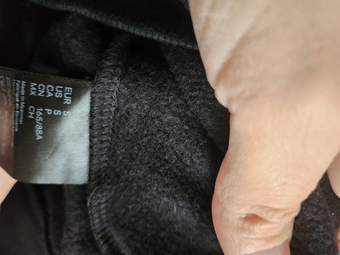 Sweat HM S - photo numéro 3