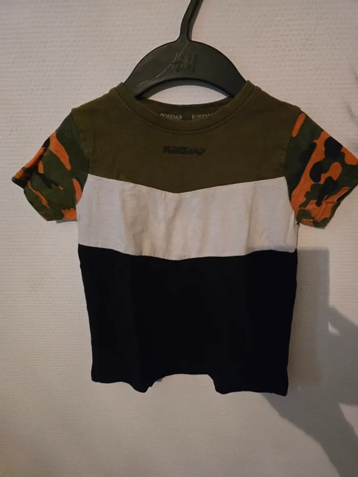 Tee shirt