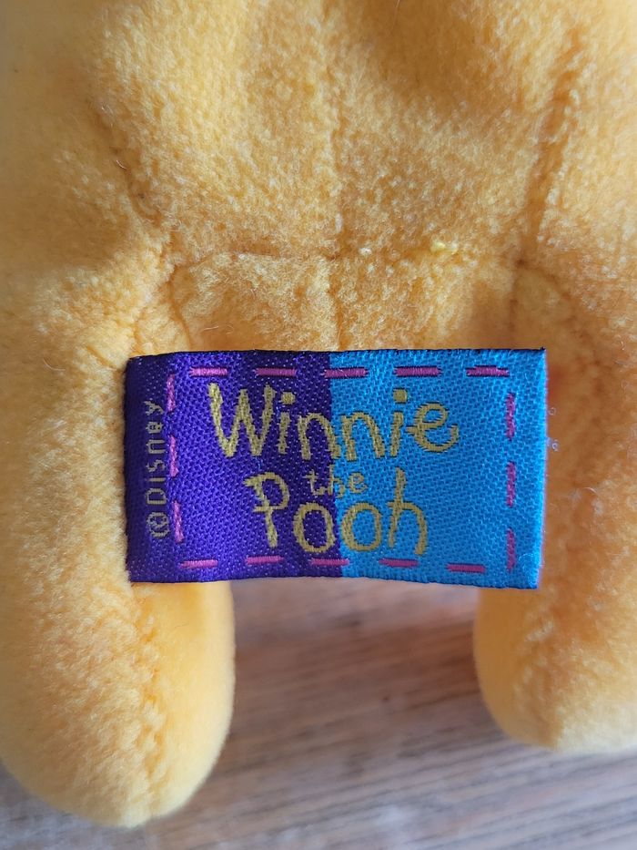 Peluche Disney Winnie L'ourson - photo numéro 3